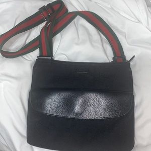 Gucci Messenger Bag